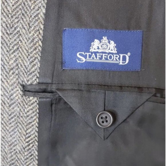 STAFFORD Sport Coat Blazer Mens Size 42S Gray Herringbone Pure Wool Sportcoat - Picture 6 of 7